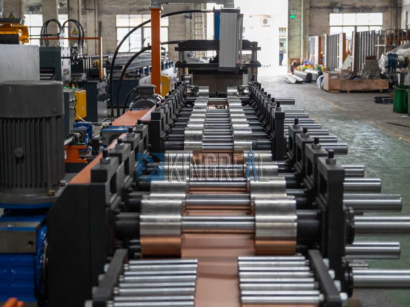 roll forming machine