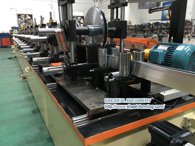 U shape baffle ceiling roll forming machine