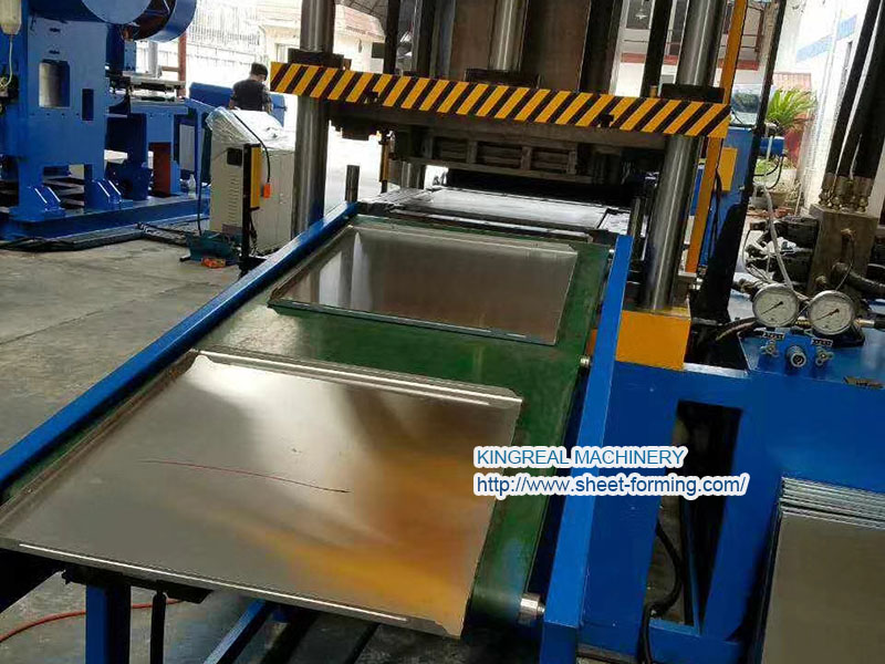 plain metal ceiling tile making machine